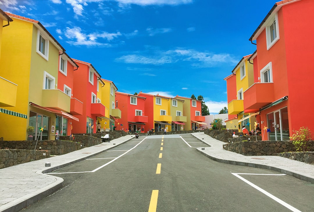 صنعت پوشش های ساختمانی